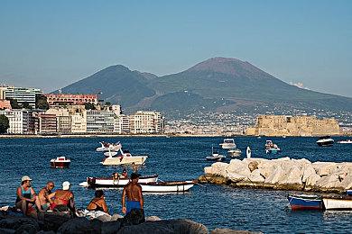 CDPR新作来了 《昆特牌：盗贼法师》7月7日发售